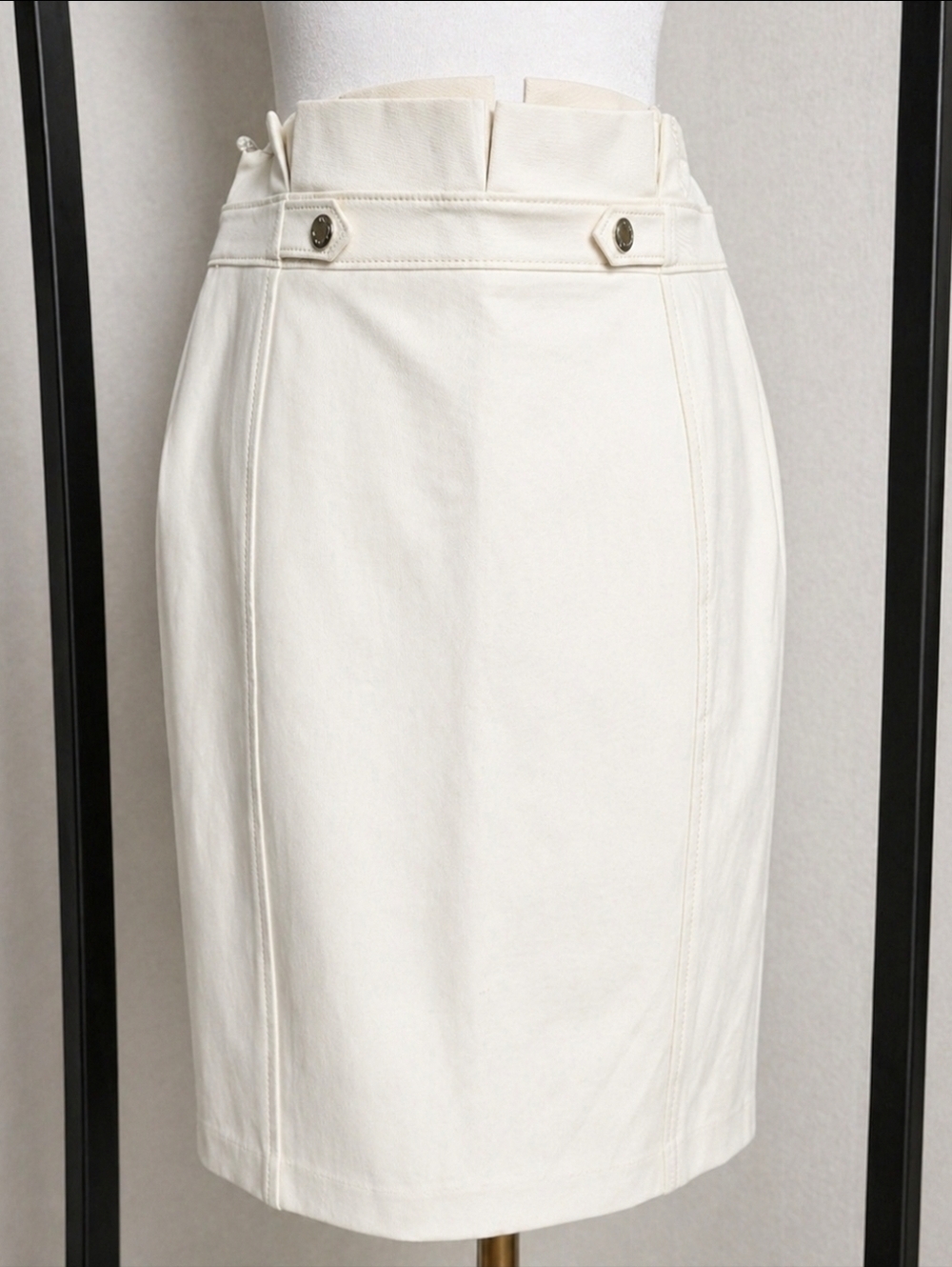 White House Black Market Pencil Skirt Cream Ivory Tailored Midi | Size 6 - Picture 2 of 10